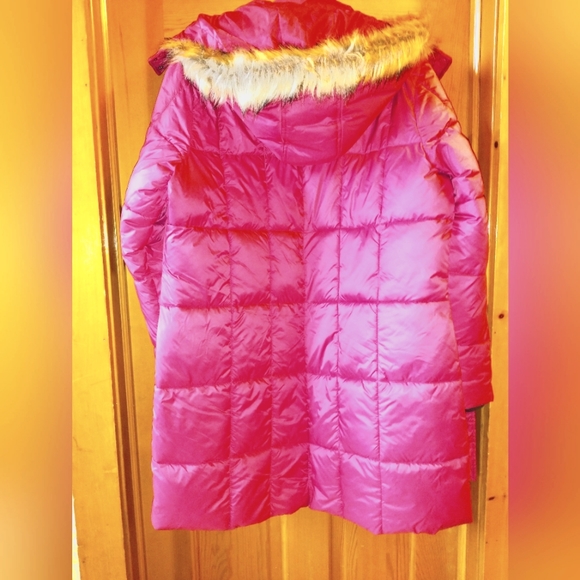 Coat - Picture 2 of 4